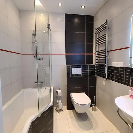 아파트 Centre - With Balcony *